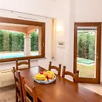 With Private Pool Just 400 Meters From The - 别墅 *