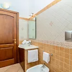With Private Pool Just 400 Meters From The - 别墅 *