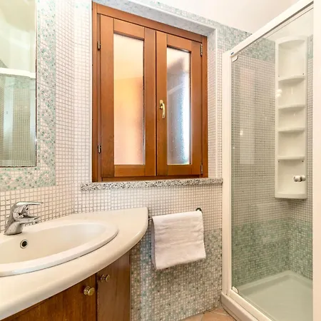 With Private Pool Just 400 Meters From The - Вилла *