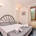 With Private Pool Just 400 Meters From The - * Costa Rei