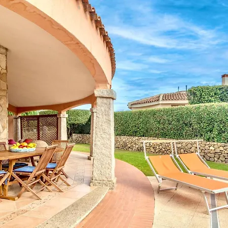 With Private Pool Just 400 Meters From The - *