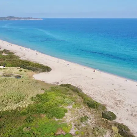 Villa With Private Pool Just 400 Meters From The - Costa Rei