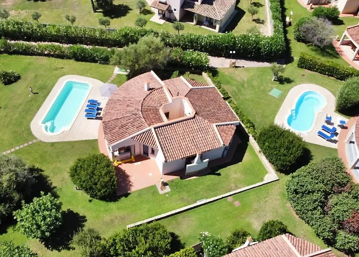 With Private Pool Just 400 Meters From The - *